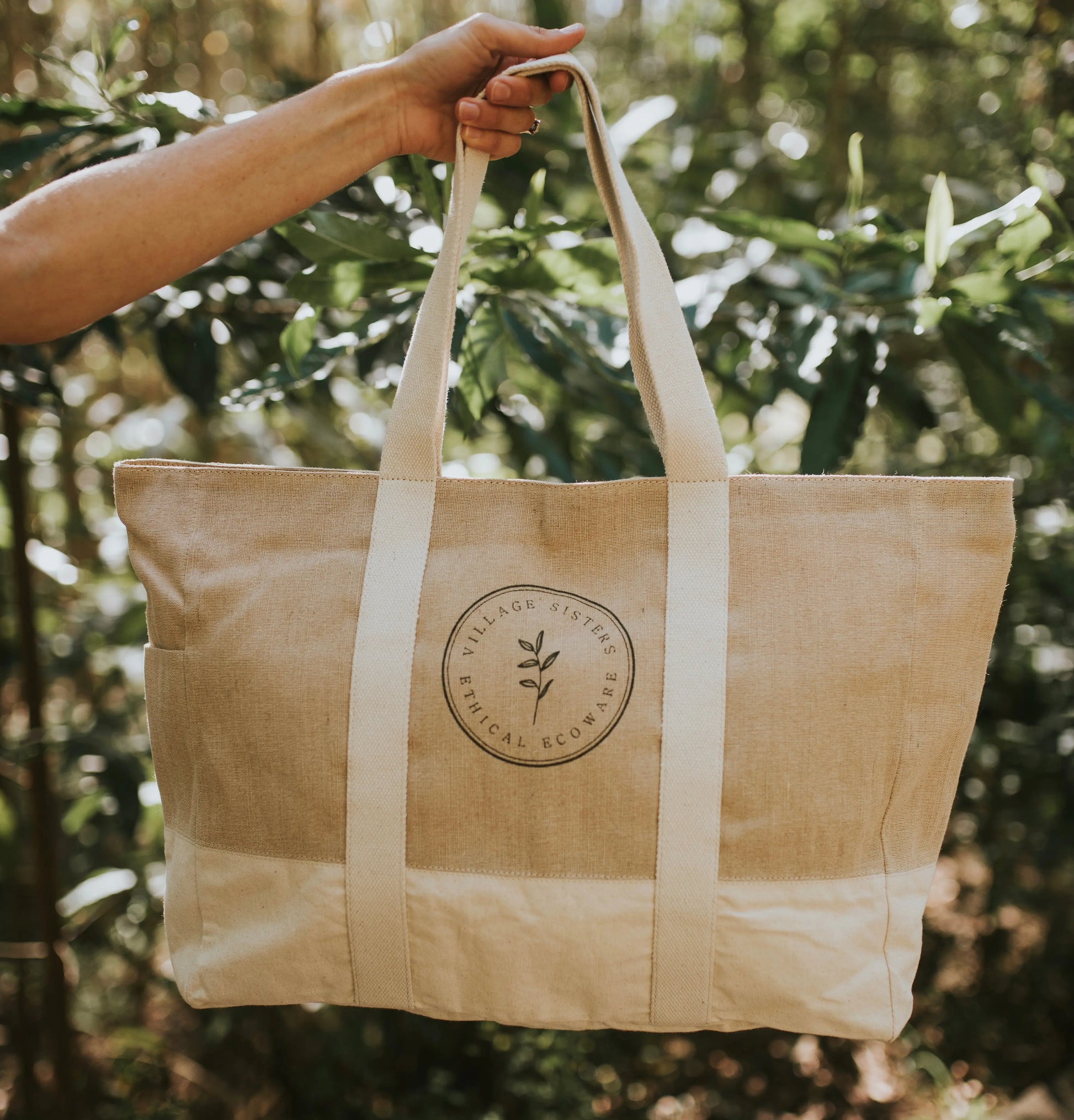 Village Sisters Picnic Set and Bag - Sown